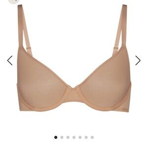 Skims weightless Demi bra- 32C